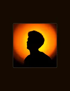 MAX PRESTO सुनें, म्यूज़िक वीडियो देखें, बायो पढ़ें, दौरे की तारीखें और बहुत कुछ देखें!