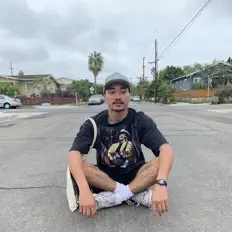 Listen to Scottie Chandler, watch music videos, read bio, see tour dates & more!