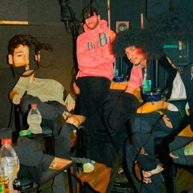 מקרנה (feat. Mish Bejerano) Fass