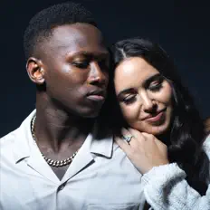 Brian Nhira सुनें, म्यूज़िक वीडियो देखें, बायो पढ़ें, दौरे की तारीखें और बहुत कुछ देखें!