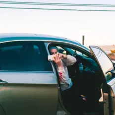 Hör dir mechsicko an, schau dir Musikvideos an, lies die Biografie, finde Tourdaten und mehr!