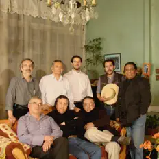 Listen to Suroeste, watch music videos, read bio, see tour dates & more!