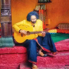 Ouça Amar, assista a videoclipes, leia a biografia, veja as datas das turnês e mais!