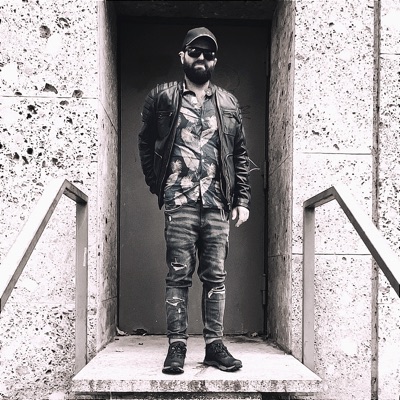 Listen to Vi Ta Lee, watch music videos, read bio, see tour dates & more!