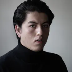 Atlas 221 सुनें, म्यूज़िक वीडियो देखें, बायो पढ़ें, दौरे की तारीखें और बहुत कुछ देखें!