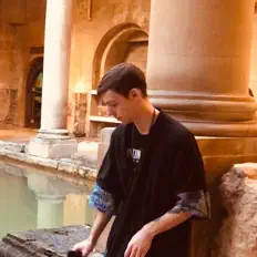 Ascolta HJY, guarda video musicali, leggi la biografia, vedi le date del tour & altro!