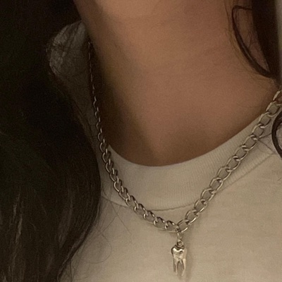 Cracked Teeth - Single