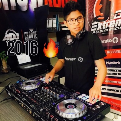 DJ Andres Pinguil - Set Electronica vs Reggaeton