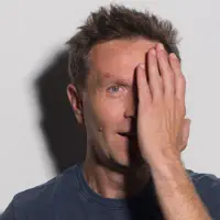 Hör dir undefined an, schau dir Musikvideos an, lies die Biografie, finde Tourdaten und mehr!