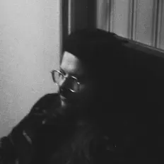 Someone Random을(를) 듣고, 뮤직 비디오를 보고, 약력을 읽고, 투어 일정 등을 확인하세요!