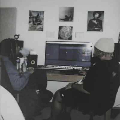 B4CK FROM LONDON (feat. TheyLovePhip) - Single