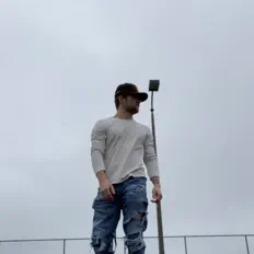 Jwh1te을(를) 듣고, 뮤직 비디오를 보고, 약력을 읽고, 투어 일정 등을 확인하세요!