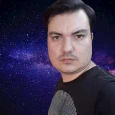Poslechněte si interpreta Julius, sledujte hudební videa, přečtěte si životopis, podívejte se na data turné a další informace.