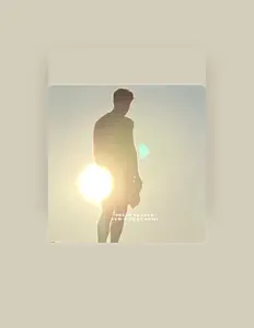 聆聽 NEW-B、觀看音樂影片、閱讀小傳、查看巡演日期等！