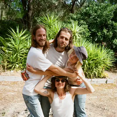 Listen to Easy Browns, watch music videos, read bio, see tour dates & more!