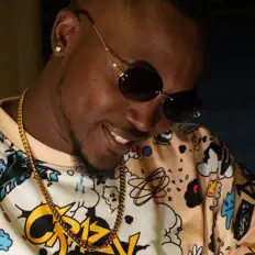 Dengarkan Digg, tonton video musik, baca bio, lihat tanggal tur & lainnya!