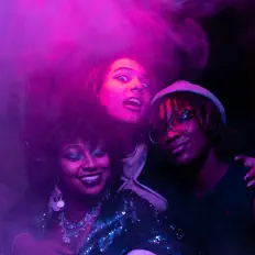Escucha a BLKVAPOR, mira videos musicales, lee su biografía, consulta las fechas de las gira y más.