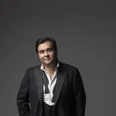 收听 John Matthew Myers、观看音乐视频、阅读小传、查看巡演日期等 ！