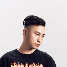 Listen to DJ HOWARDKUO, watch music videos, read bio, see tour dates & more!