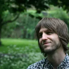 Jemmy을(를) 듣고, 뮤직 비디오를 보고, 약력을 읽고, 투어 일정 등을 확인하세요!