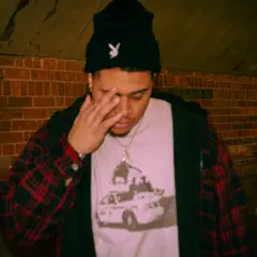 Luister naar Wiiicked, bekijk muziekvideo's, lees de bio, bekijk de tourdata, en meer!