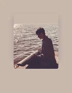 Listen to 三闲散人, watch music videos, read bio, see tour dates & more!