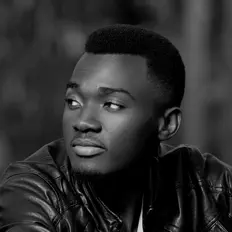 Young Chii dinle, müzik videolarını izle, biyografisini oku, tur tarihlerini ve daha fazlasını gör!