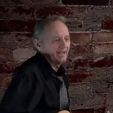 Ascolta Edward Kenepp, guarda video musicali, leggi la biografia, vedi le date del tour & altro!