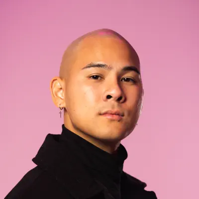 Listen to Alex Villoria, watch music videos, read bio, see tour dates & more!