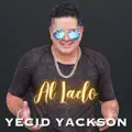 al lado