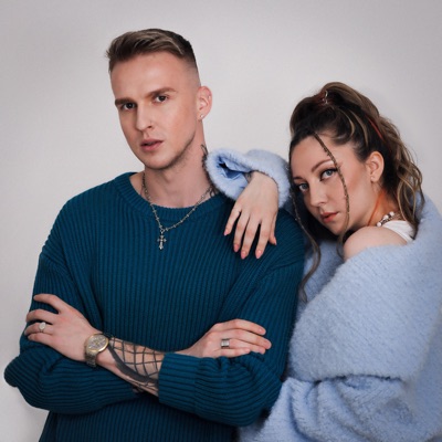 Девочка влюблялась - Single