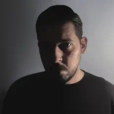 Escucha a Ben Afshar, mira videos musicales, lee su biografía, consulta las fechas de las gira y más.
