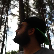 Escucha a ALKQN, mira vídeos musicales, lee la biografía, consulta fechas de giras y mucho más.