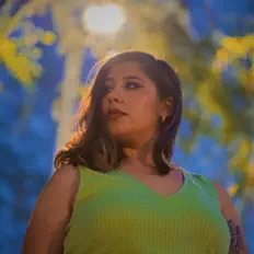Écoutez Lizeth Arenas, regardez des vidéoclips, lisez la biographie, consultez les dates de tournée et plus encore !