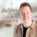 Dus lach naar mij