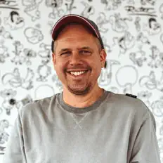 Escucha a Ruthe, mira videos musicales, lee su biografía, consulta las fechas de las gira y más.