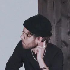 收听 dawsonLIED、观看音乐视频、阅读小传、查看巡演日期等 ！