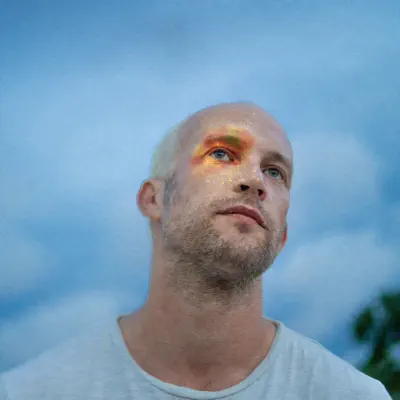 Listen to Ian Lake, watch music videos, read bio, see tour dates & more!