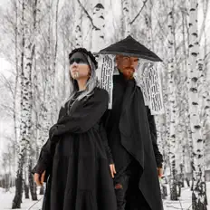 聆聽 YVOLGA、觀看音樂影片、閱讀小傳、查看巡演日期等！