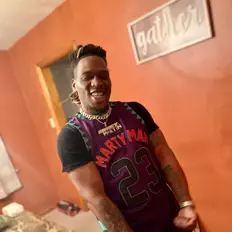 Ouça Kudoe Edney, assista a videoclipes, leia a biografia, veja as datas das turnês e mais!