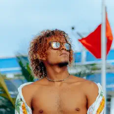 Listen to Lil magic 21, watch music videos, read bio, see tour dates & more!