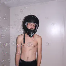 Ethan Schuster을(를) 듣고, 뮤직 비디오를 보고, 약력을 읽고, 투어 일정 등을 확인하세요!