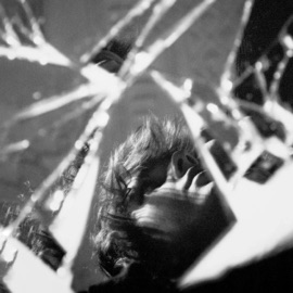 Не забуду (feat. SEEYASIDE) Авби