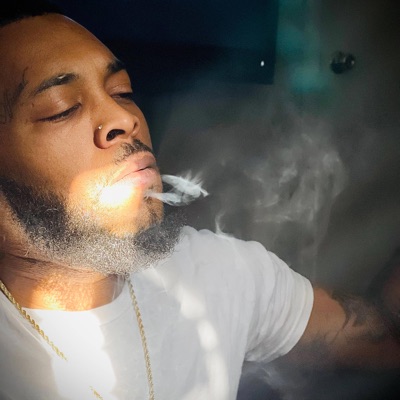 SHE POPPIN IT (feat. Greese) - Single