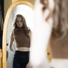 Listen to Olivia Sauve, watch music videos, read bio, see tour dates & more!