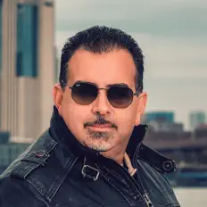 Dengarkan Lenny Fontana, tonton video musik, baca bio, lihat tanggal tur & lainnya!