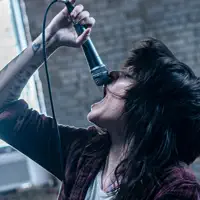 undefined: песни, клипы, биография, даты выступлений и многое другое.