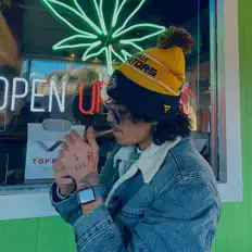 Hör dir $antamaria an, schau dir Musikvideos an, lies die Biografie, finde Tourdaten und mehr!