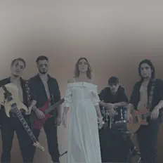 Escucha a Lie Land, mira vídeos musicales, lee la biografía, consulta fechas de giras y mucho más.