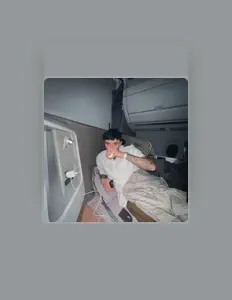 Ascolta Moosey32, guarda video musicali, leggi la biografia, vedi le date del tour & altro!